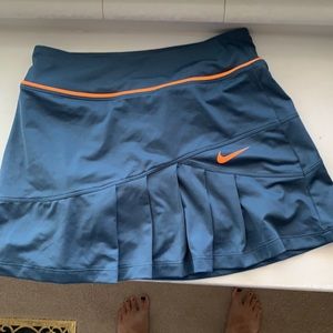 Nike fit tennis skirt